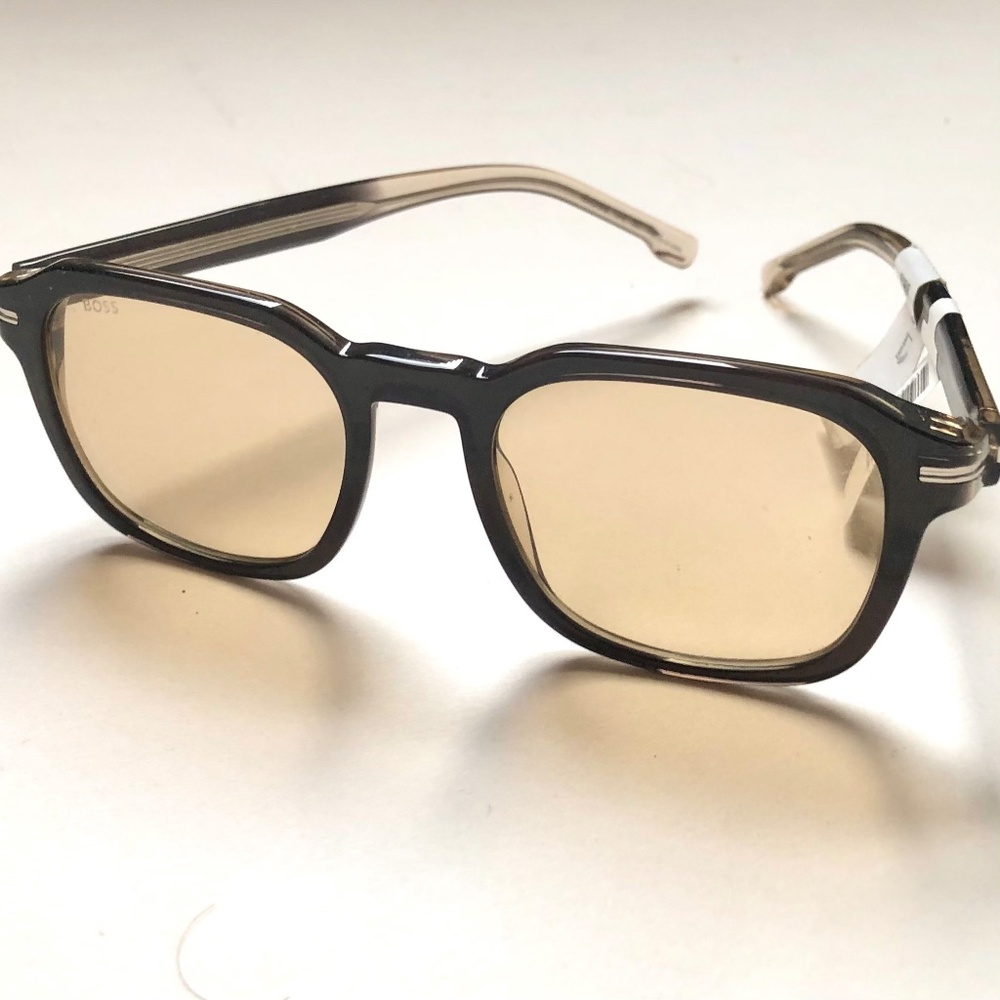 Hugo Boss BOSS 1627/S S05 brown square sunglasses light brown lenses NWT